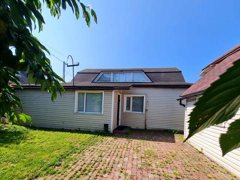 будинок за адресою Польова вул.