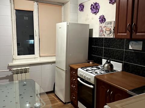 квартира за адресою Василя Сухомлинського вул. (Совхозна), 48