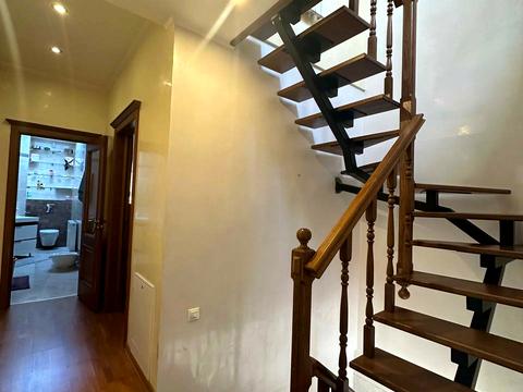 квартира за адресою Митрополита Андрея, 2