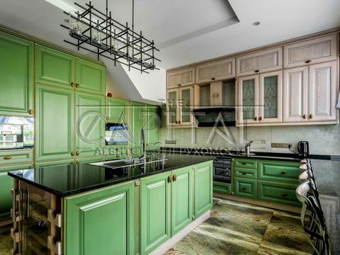 будинок за адресою Світанкова