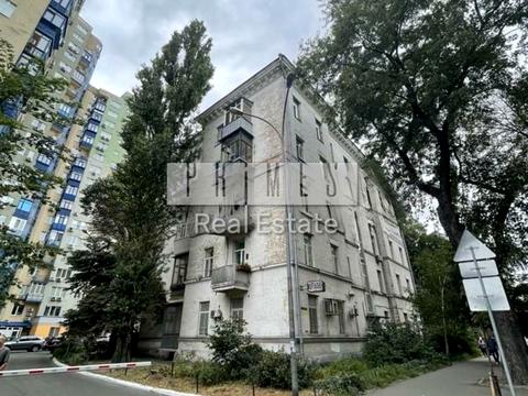 комерційна за адресою Панаса Мирного вул., 1