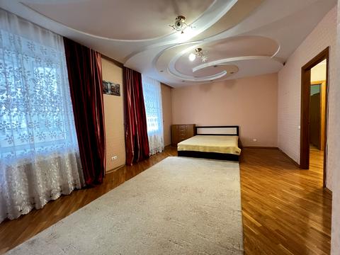 квартира за адресою Зодчих вул., 34