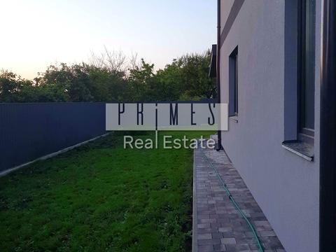 будинок за адресою Отамана Орлика вул.