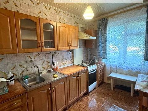 квартира за адресою Академіка Александрова вул., 3