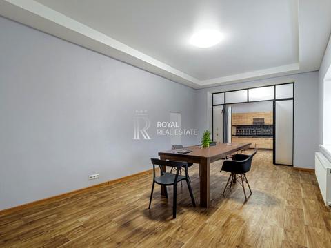 комерційна за адресою Володимира Самійленка вул. (Холмогорська), 17