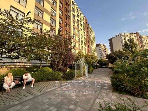 квартира за адресою Юнацька вул., 8