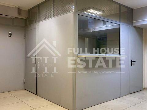 комерційна за адресою Мечникова вул. (Кловський), 18