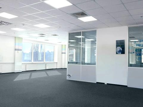 комерційна за адресою Жилянська вул., 75