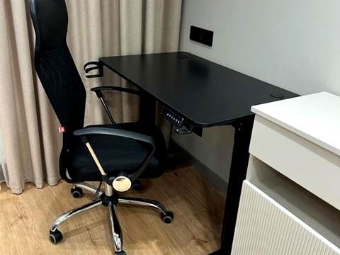 квартира за адресою Салютна вул., 2к16