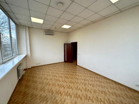 комерційна за адресою Ґарета Джонса вул. (Сім'ї Хохлових), 15