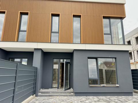 будинок за адресою Райдужна вул.