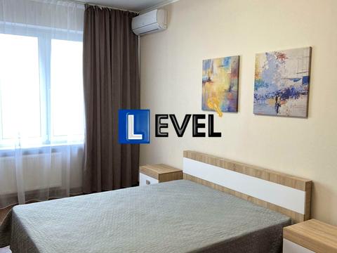 квартира за адресою Ревуцького вул., 54