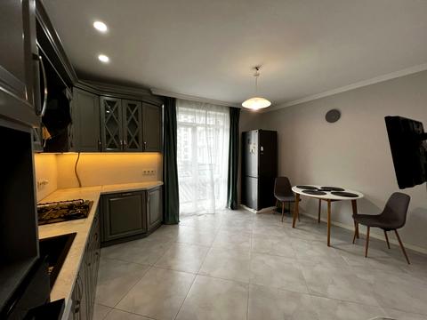 квартира за адресою Василя Стуса вул., 42