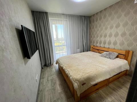 квартира за адресою Льва Ландау просп. (50-річчя СРСР), 52