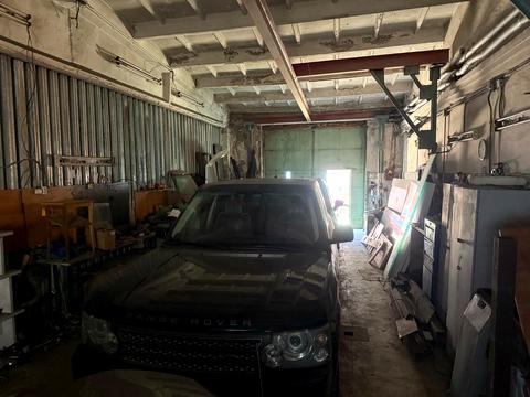 комерційна за адресою Богдана Хмельницького просп. (Героїв Сталінграда), 143