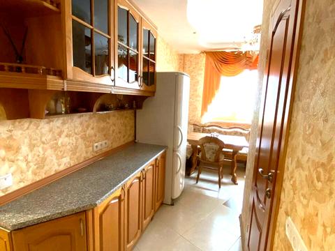 квартира за адресою Наталії Ужвій вул., 112