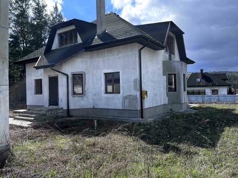 дом по адресу центральна