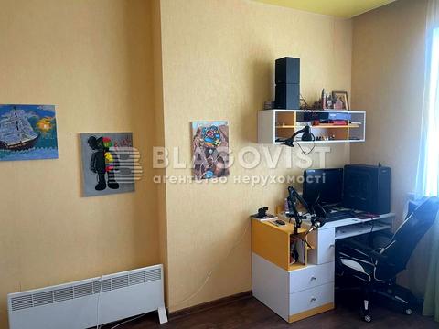квартира за адресою Ованеса Туманяна вул., 15-А