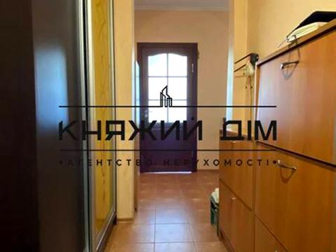 квартира за адресою Лариси Руденко вул., 21