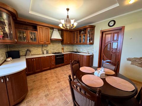 квартира за адресою Залізнична вул., 9