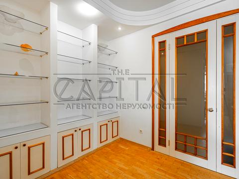 квартира за адресою Андрія Верхогляда вул. (Михайла Драгомирова), 4