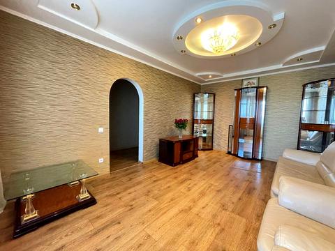 квартира за адресою Сахарова вул., 3