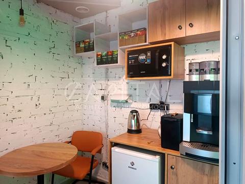 комерційна за адресою Кловський узвіз, 7a