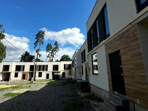 будинок за адресою Олени Теліги вул. (Лермонтова)