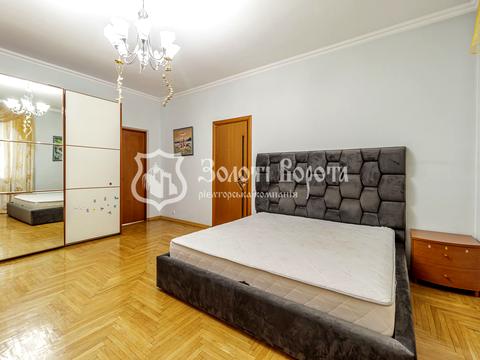 будинок за адресою Вишнева, 55