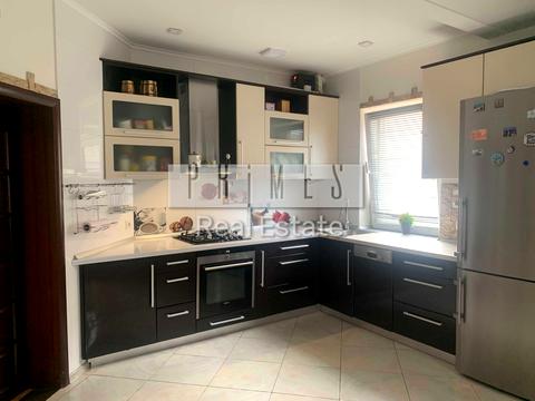 дом по адресу 1-я Песчаная ул.