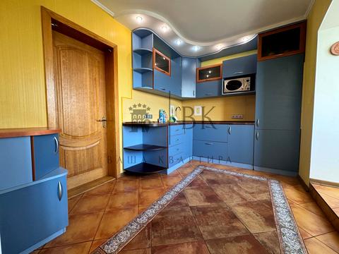 квартира за адресою Автозаводська вул., 43