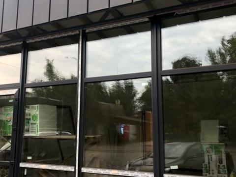 коммерческая по адресу Героїв Майдану