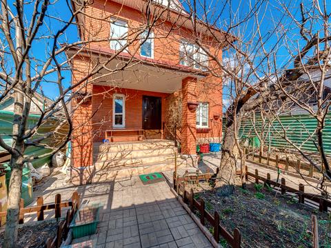 будинок за адресою Космічна вул.