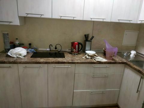 комерційна за адресою Раїси Окіпної вул., 4