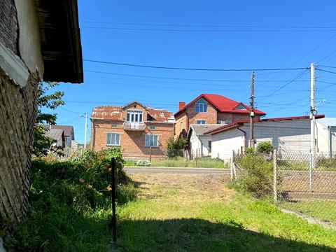 участок по адресу лукашевича