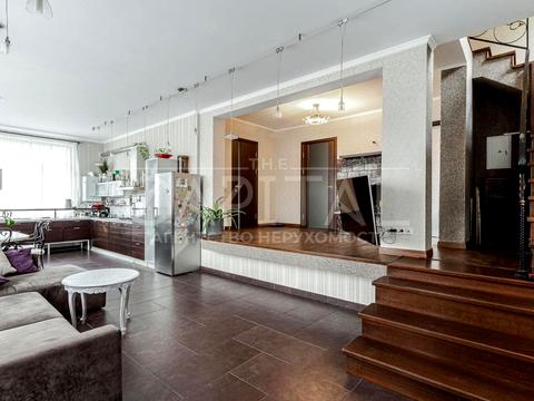 будинок за адресою Боровкова вул.