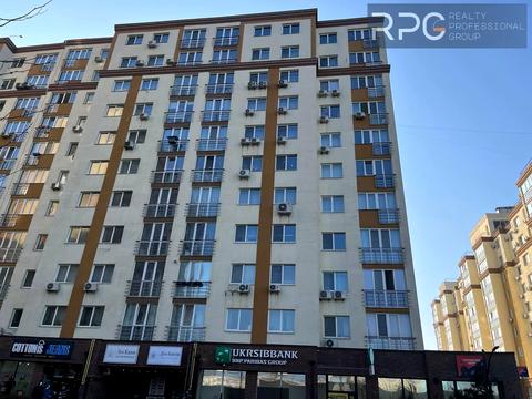 комерційна за адресою Лесі Українки вул., 62-Б