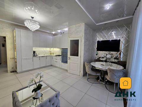 квартира за адресою Андрія Гулого-Гуленка вул. (Віце-адмірала Азарова), 6