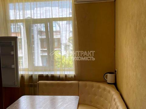 квартира за адресою Гіршмана вул., 18