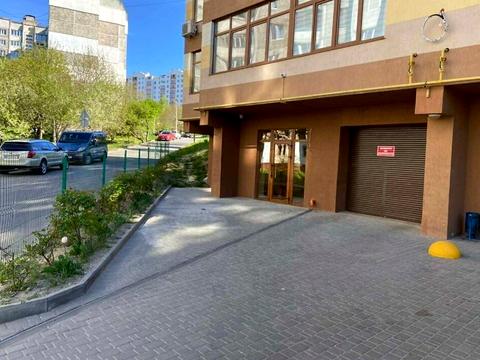 комерційна за адресою Кармелюка вул., 8а