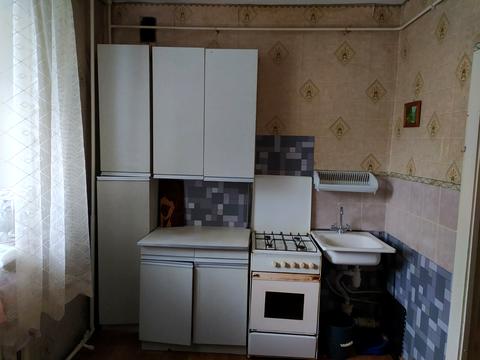 квартира за адресою Коновальця, 26