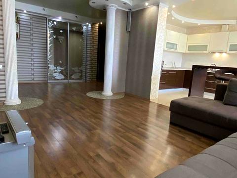 квартира за адресою Академіка Сахарова вул., 36