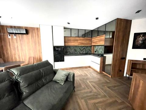 квартира за адресою Родини Барвінських вул., 1