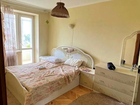 квартира за адресою Наукова вул., 53