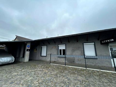 комерційна за адресою Спокійна вул. (Романюка), 9