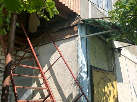 дом по адресу Центральна