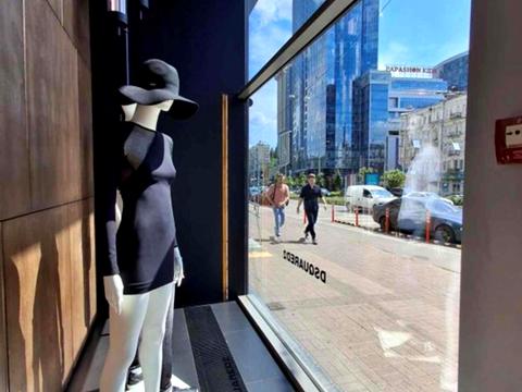 комерційна за адресою Басейна вул., 11