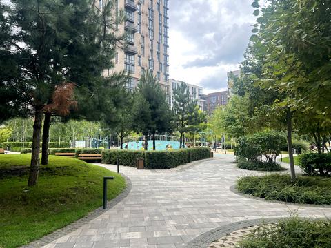квартира за адресою Салютна вул., 2к6