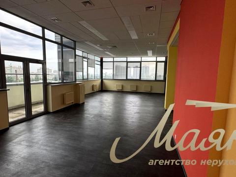 комерційна за адресою Автозаводська вул., 54/19