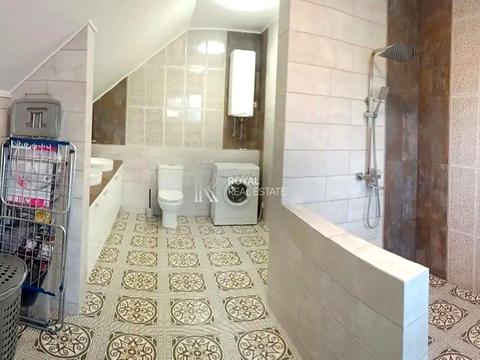 будинок за адресою вул.Трояндова